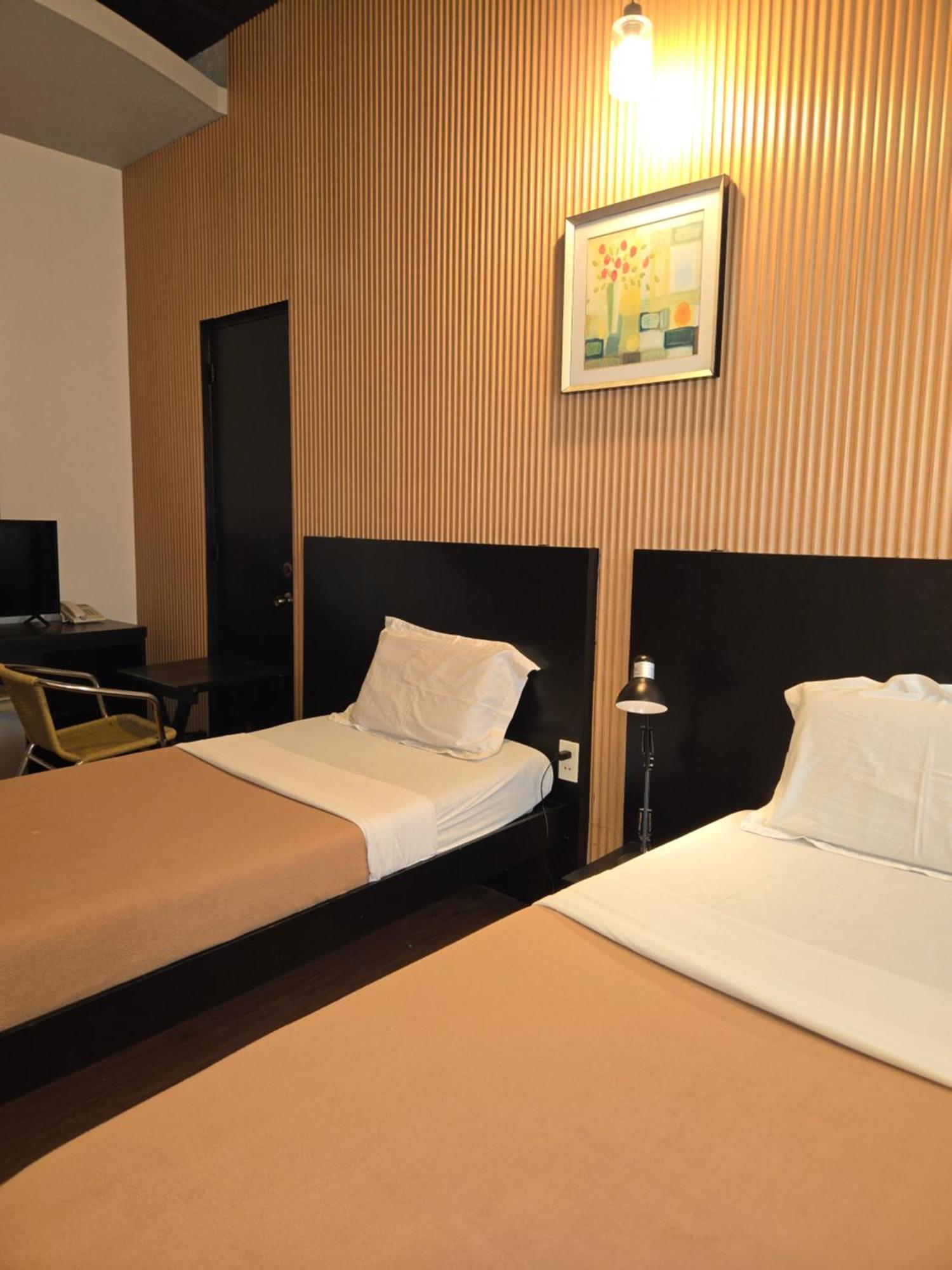 First Pacific Inn Davao City Εξωτερικό φωτογραφία
